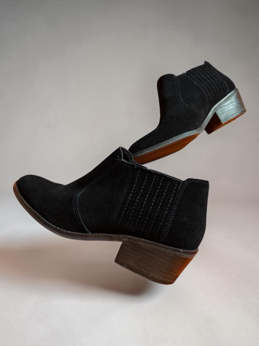 Lucky Brand Black Suede Ankle Bootie- Size 8.5 - Picture 4 of 12
